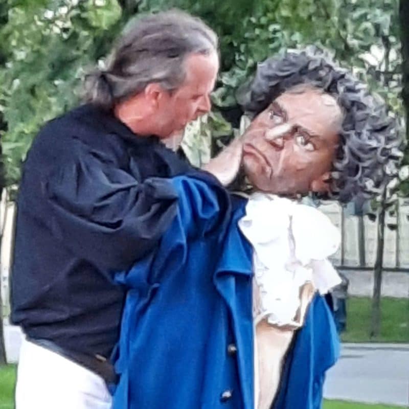 Straßentheater Theaterfink - Ludwig van Beethoven, Der Um-Zugvogel, 2021